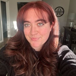 Meet your Posher, Juliette